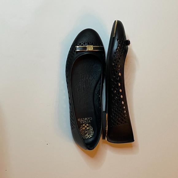 Women’s shoes - Picture 2 of 3